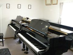 秋山ピアノ教室写真1
